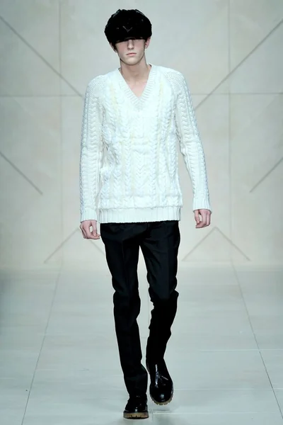 Look 46